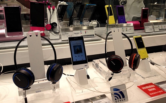Sony bluetooth earphones 03